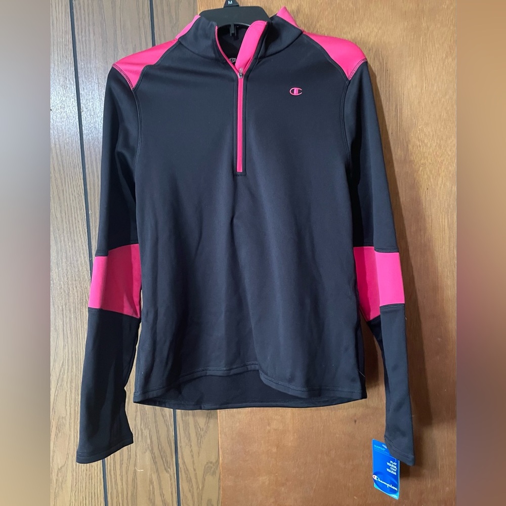 Champion Powertrain Women’s Medium Workout Top. Long Sleeve. Fleece Lining. NWT